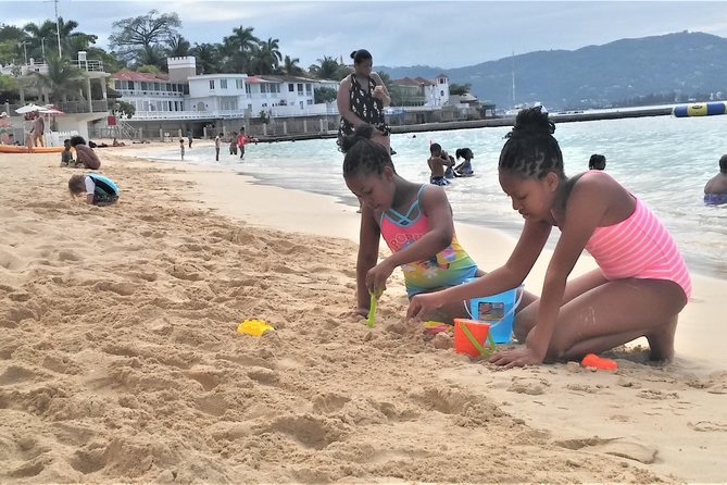 Doctor's Cave Beach, Margaritaville & Shopping from Montego Bay Hotels - Doctor’s Cave Beach makes the morning worthwhile