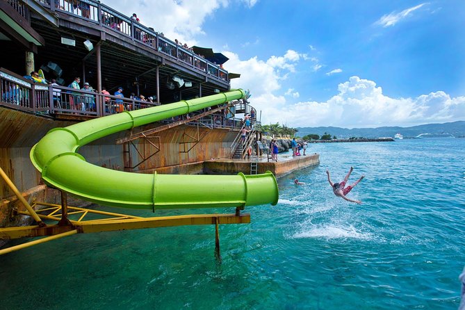 Doctor's Cave Beach, Margaritaville & Shopping from Montego Bay Hotels - Shopping along Montego Bay’s Hip Strip