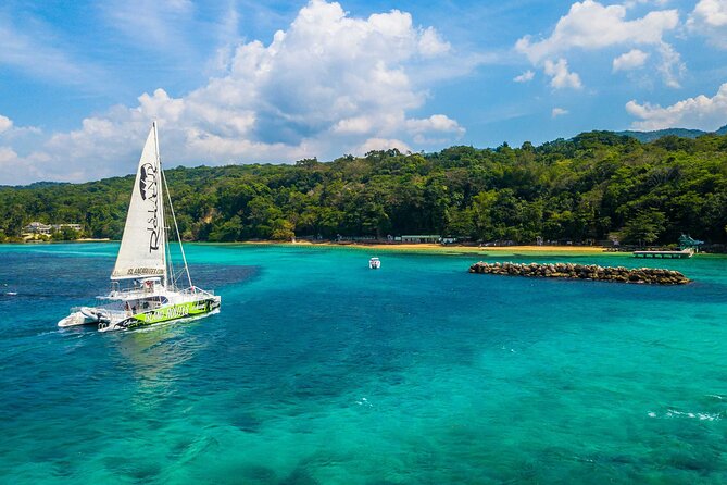 Dunn's River Catamaran Cruise From Ocho Rios - Sailing from Ocho Rios to Jamaica’s famous falls