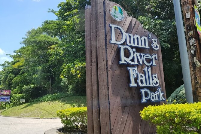 Dunn's River Fall's - Dunn’s River Falls is the reason to make the trip