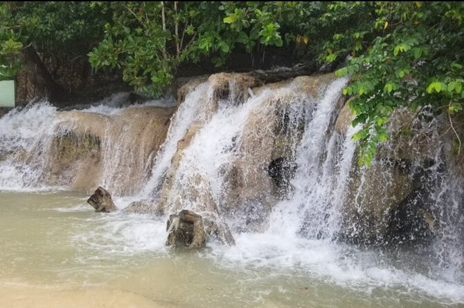 Dunn's River Fall's - Discovery Bay gives you a practical pause