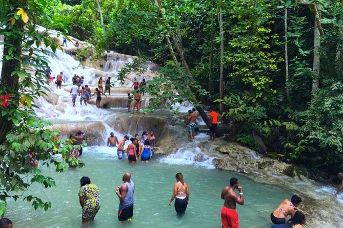 Dunn's River Falls - How the day compares with a large group excursion