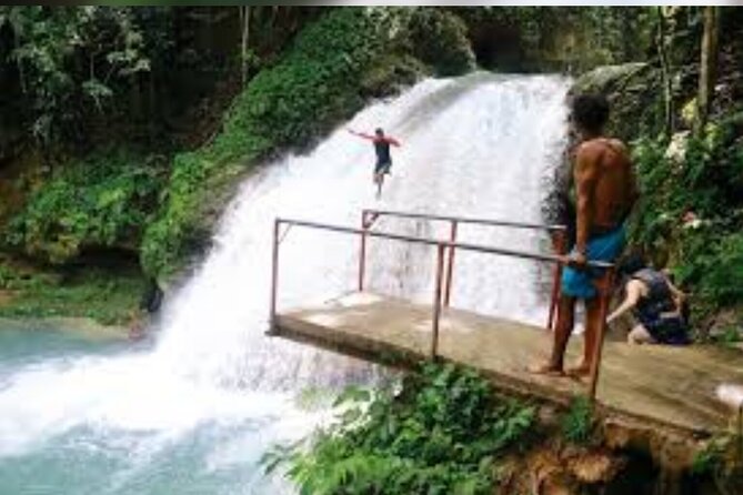 Dunn's River Falls and Blue Hole Secret Falls Combo Daytrip - Dunn’s River Falls: a guided climb through running water