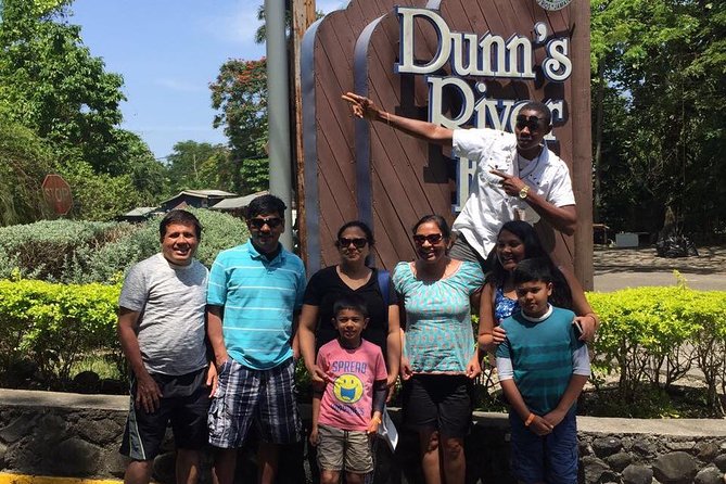 Dunn's River Falls and Jamaica Sightseeing Private Tour - Lunch after the falls, with the bill in your hands