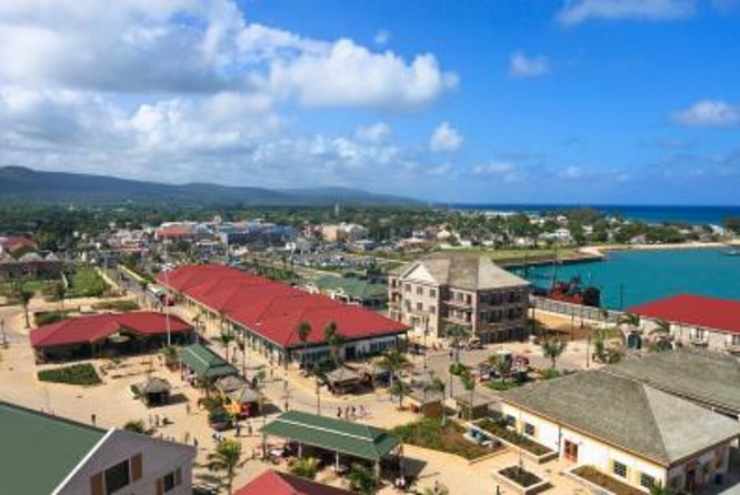 Dunn's River Falls and Jamaica Sightseeing Private Tour - Columbus Park and the road to St. Ann