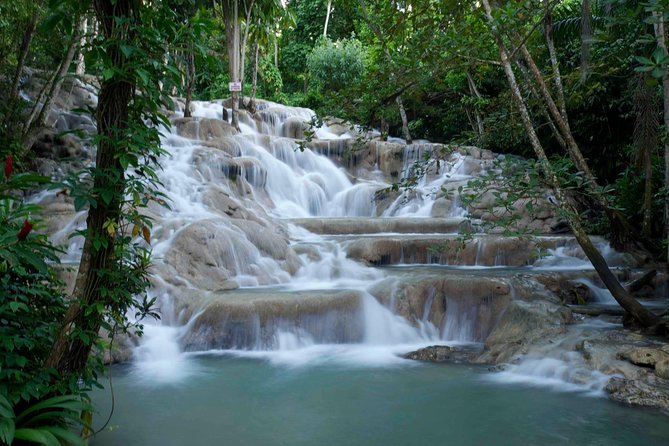 Dunn's River Falls And Shopping Tour From Ocho Rios - Key points to know before booking