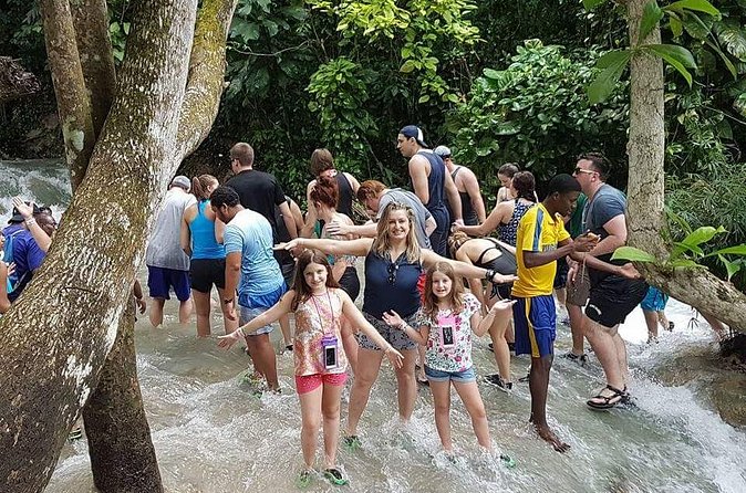 Dunn's River Falls and Zipline (Over the Falls) Adventure Tour from Ocho Rios - Climbing the 600-foot Dunn’s River Falls