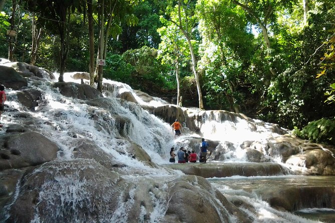 Dunn's River Falls excursion from Montego Bay - The main attraction: Dunn’s River Falls