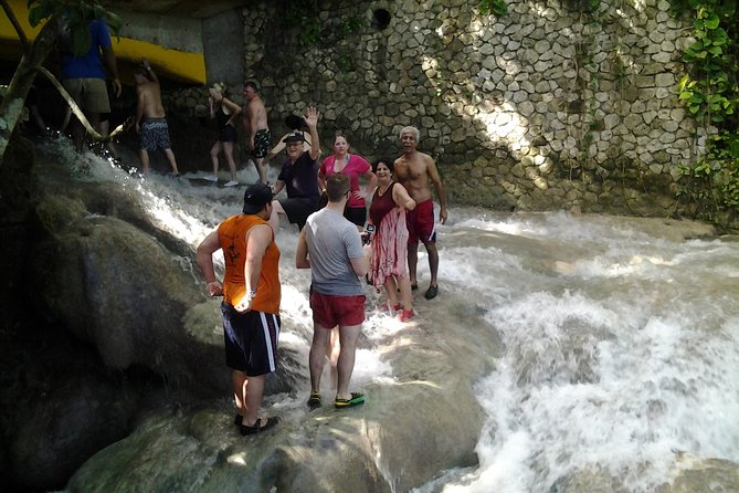 Dunn's River Falls excursion from Montego Bay - Lunch on the return from Ocho Rios