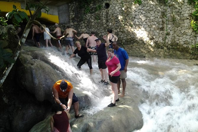 Dunn's River Falls excursion from Montego Bay - Booking, weather, and cancellation details