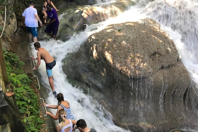 Dunn's River Falls From Montego Bay - Entering Dunns River Falls and Park