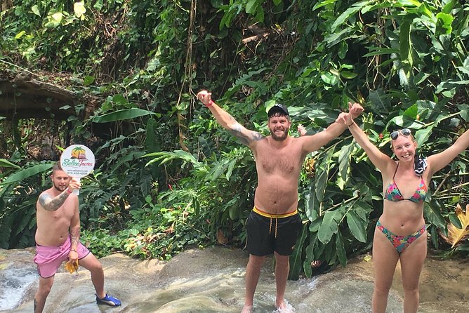 Dunn’s River Falls & Horse Back Riding Transportation Only - Horseback riding in the countryside
