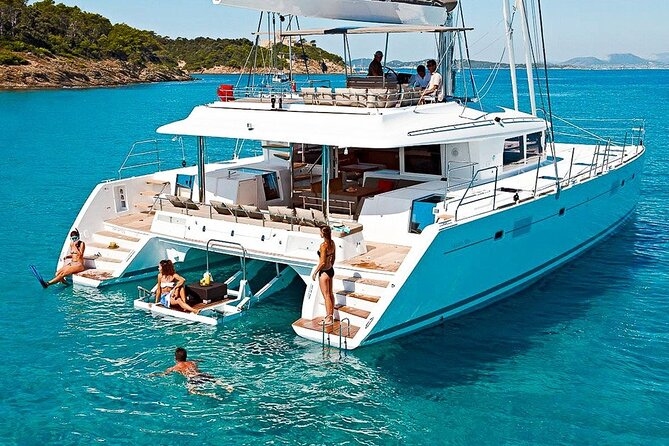 Dunn's River Falls Party Cruise, Blue Hole with Snorkeling, free beverages - Key points at a glance