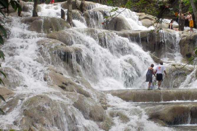 Dunn's river falls, shopping and lunch - Who will enjoy this excursion most?