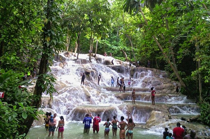 Dunns River Falls - Climbing the Spring-Fed Waterfall