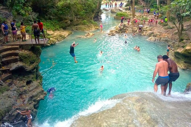 Dunns River Falls and Blue Hole Ocho Rios - Why private transport changes the day