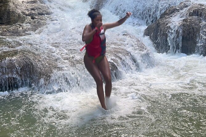 Dunns River Falls and Shopping Tour in Ocho Rios - Lunch at Scottie’s completes the half-day