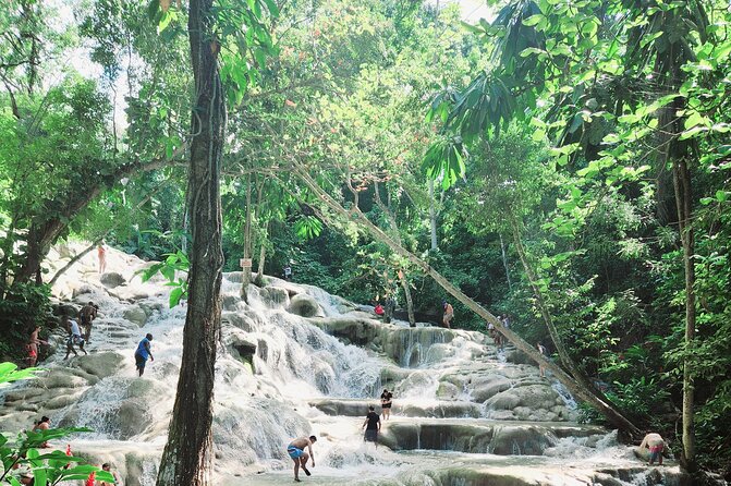 Dunns River Falls & Blue Hole Combo from Montego Bay with Pick Up - What to pack and what not to lose