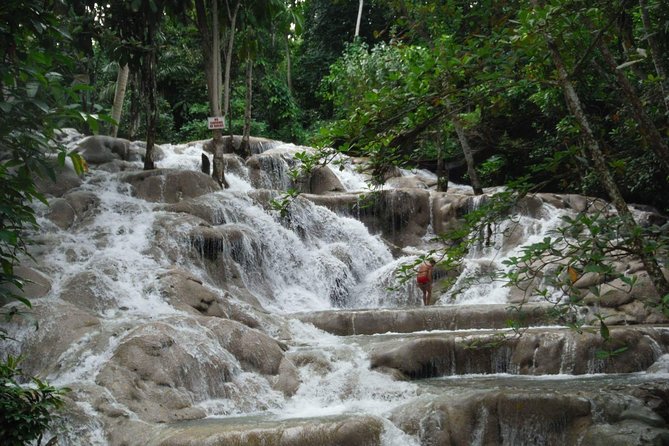 Dunns River Falls from Ocho Rios - Why the private vehicle is worth paying for