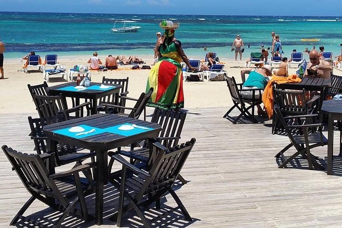 Fantastic Day at Bamboo Blu Beachfront, Ocho Rios - A quiet beach day near Ocho Rios