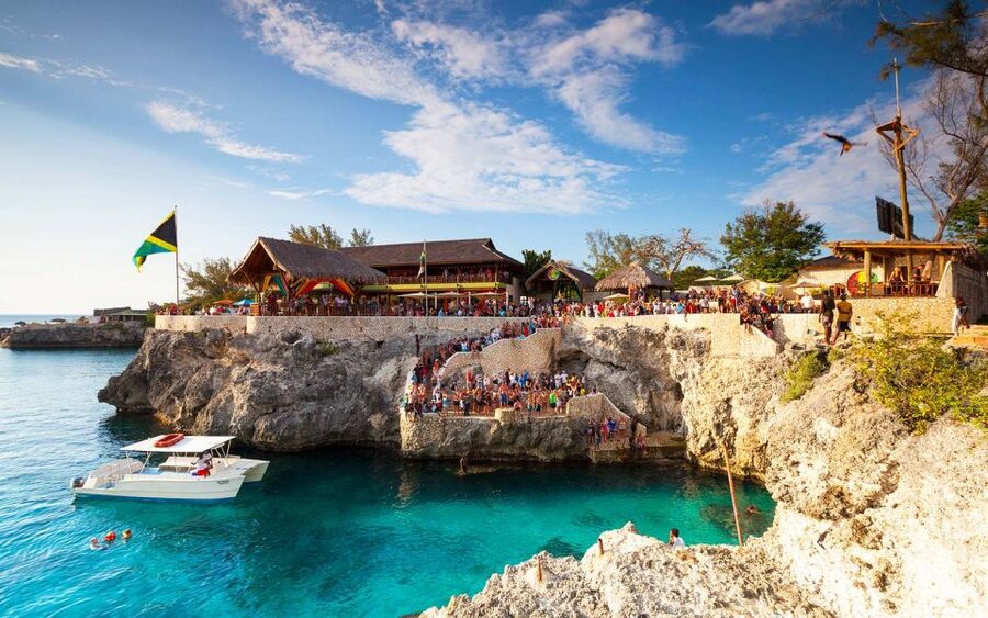 From Montego Bay: Negril Beach & Rick's Cafe Sunset Day Trip - Should you book it?