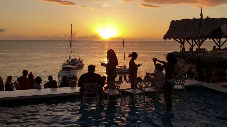 From Montego Bay: Negril Beach & Rick's Cafe Sunset Day Trip - What the $126 price really covers