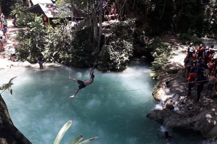 From Ocho Rios: Blue Hole & Dunn's River Falls Tour - Why the route works well from Ocho Rios
