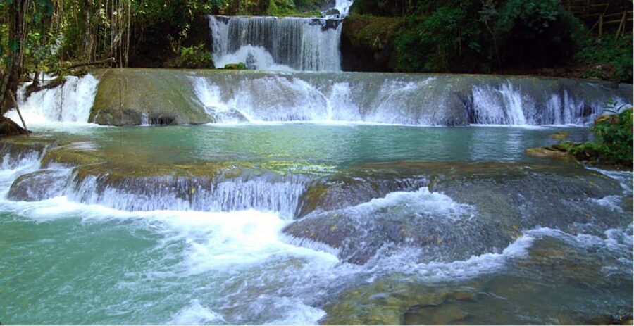 From Ocho Rios: Blue Hole Secret Waterfall & Highlight Tour - Arriving at Blue Hole Waterfall