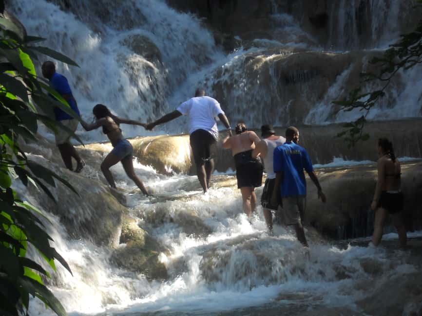 From Ocho Rios: Bob Marley & Dunn’s River Falls 6/7Hour Tour - The long road to Nine Mile