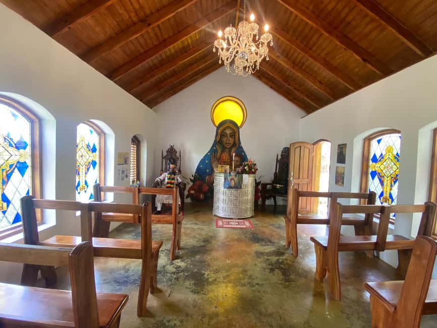 From Ocho Rios: Bob Marley Mausoleum Entry Tickets and Tour - A stop for Jamaican jerk food