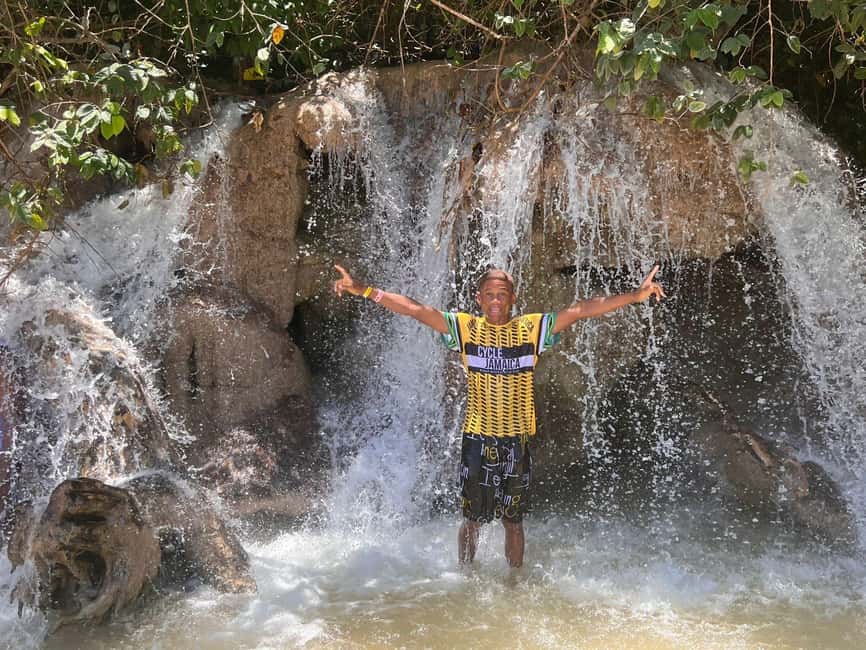 From Ocho Rios / Runaway Bay: Day Trip to Dunn's River Falls - Little Dunn’s River Beach and the 1.5-hour visit