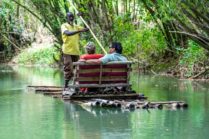 Full Day Martha Brae Rafting & Luminous Lagoon Tour with Dinner - The strange glow of Luminous Lagoon
