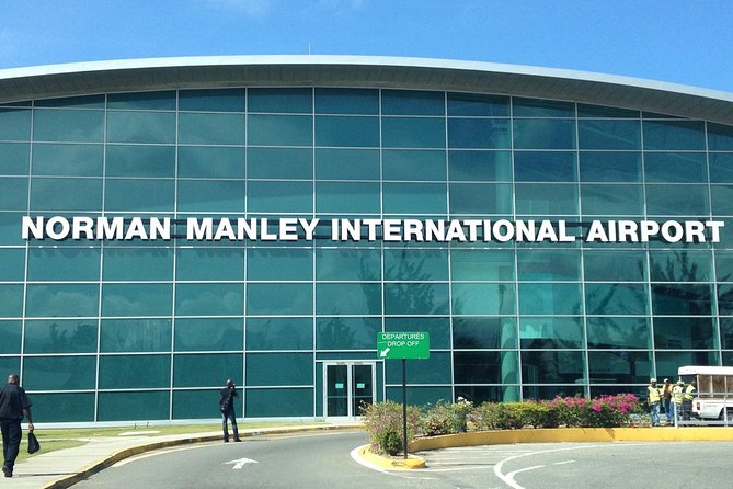 Group Private Kingston Airport Transfers (4 - 9 Persons) - The ride itself: comfort, safety, and local conversation
