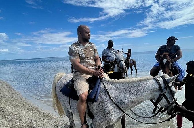 Horseback Riding in the Ocean from Ocho Rios & Runaway Bay - What the $105 price covers