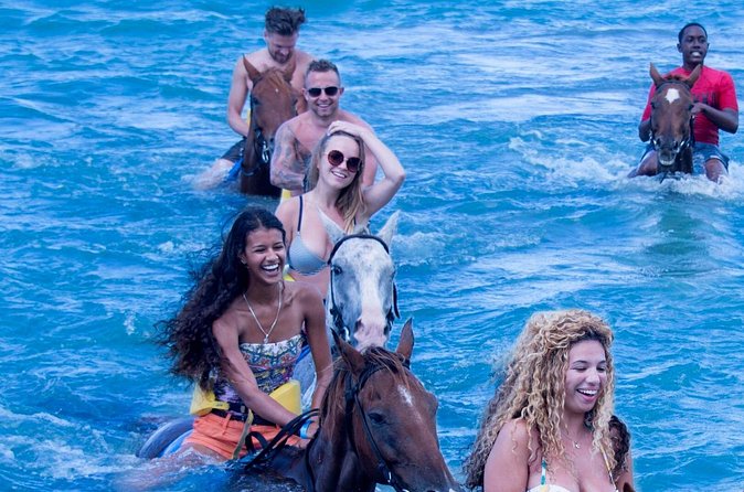 Horseback Riding/Zipline Combo Tour at Chukka Ocean Outpost with Transportation - Who should book this combination?