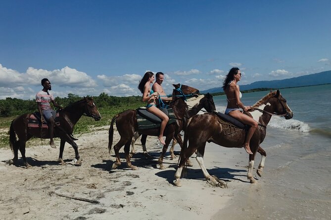 Horseback “SPECIAL”- Negril’s Beach Ride N’ Swim with Free photos/videos - Hotel pickup, timing, and group size