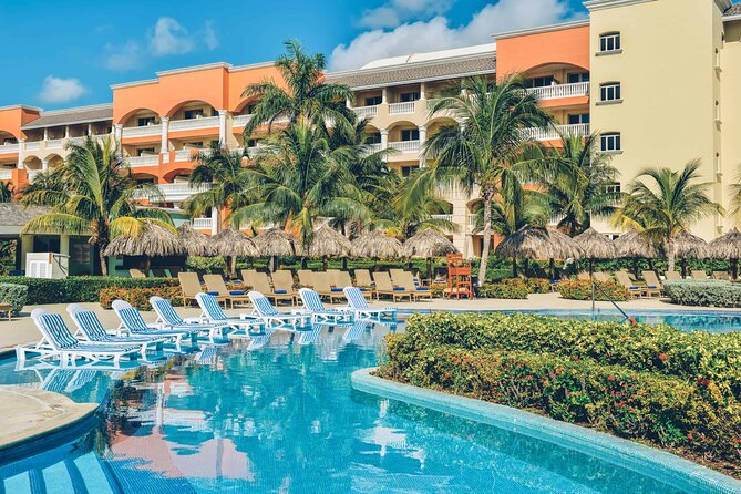 Iberostar Rose Hall Private Airport Transfer - How the service handles different group sizes