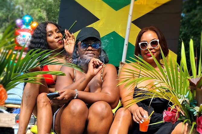 Jamaica Bamboo Rafting Experience with Lime Stone Massage - How the captains affect the day