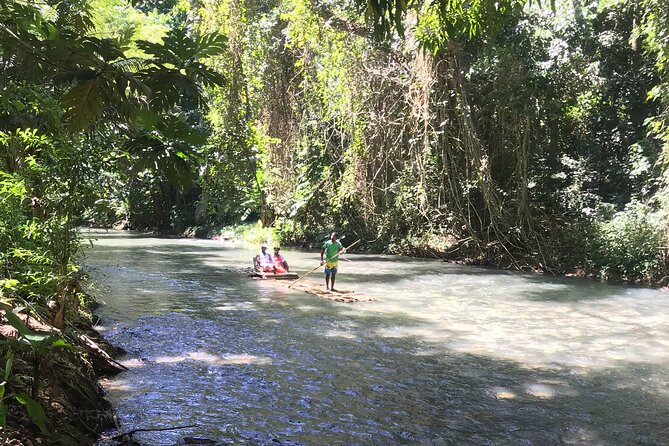 Jamaica Bamboo Rafting Tour Limestone Foot Massage - How long is the river portion?