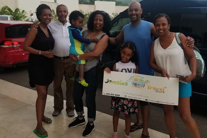 Jamaica Best Water Falls Tour,Mobay Bay to Dunn's River/Blue Hole - Small details that can make the day better