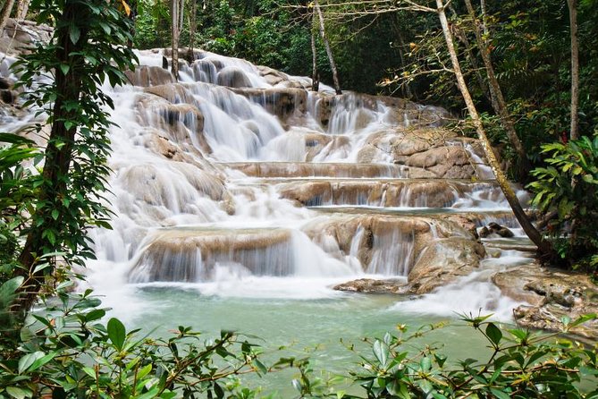 Jamaica Combo Tour: Dunn's River Falls and Bob Marley’s Nine Mile - What the $145 price really buys you