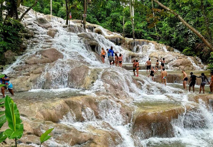 Jamaica Dunn's River Falls guided tour from Ocho Rios hotels - Is Dunn’s River Falls worth the effort?