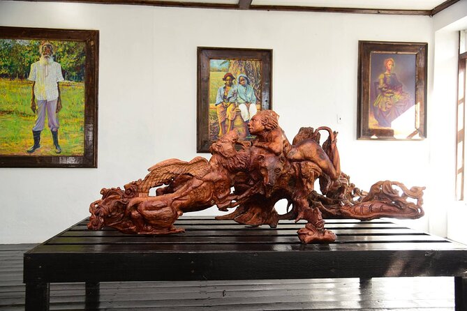 Jamaica Giants sculpture park, art galleries - The sculpture park gives you room to wander