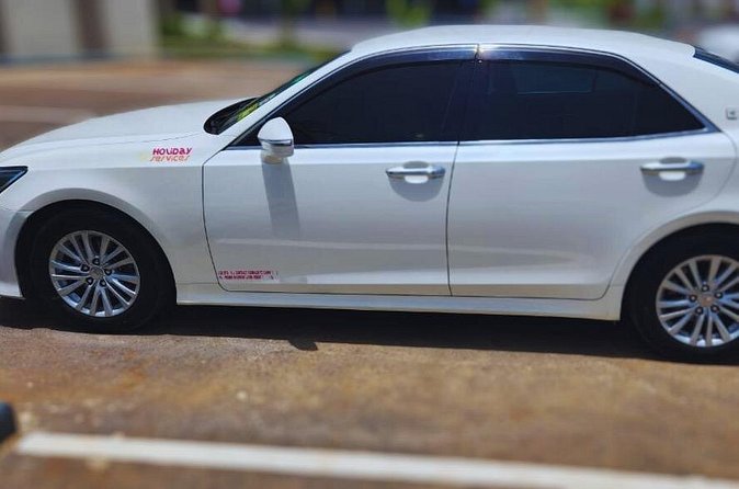 Kingston Airport Private Car to all hotels islandwide 1-3 pax - The private format and who it suits best