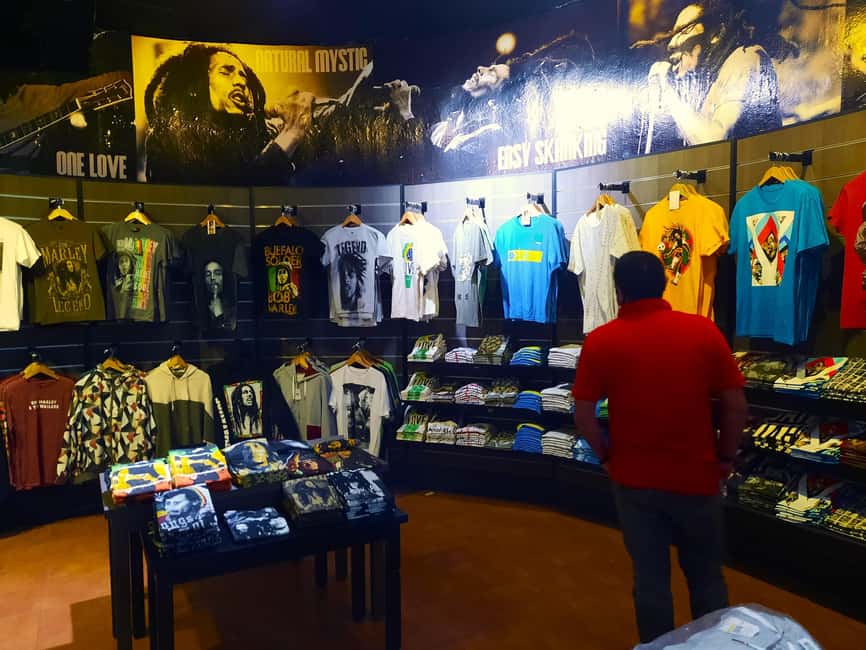 Kingston: Bob Marley Museum Tour from Kingston - The theatre experience