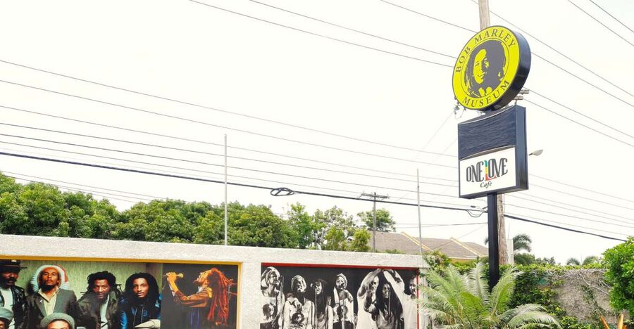 Kingston: Bob Marley Museum Tour from Kingston - One Love Café and the gift shop
