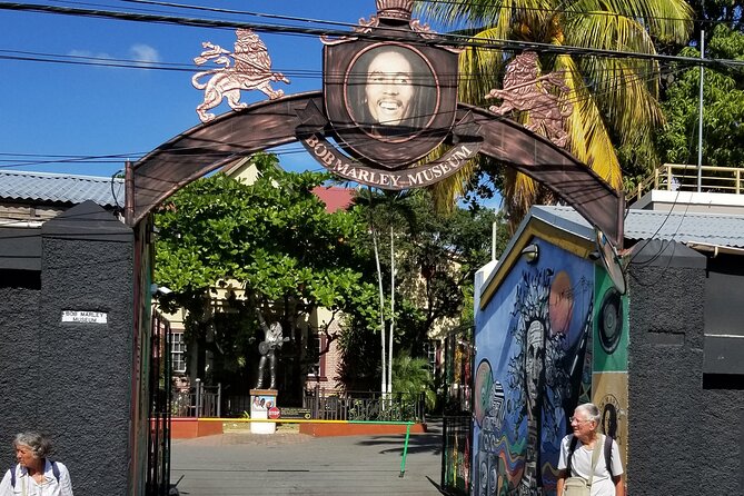 Kingston Day Tour with Bob Marley Museum Experience from Ocho Rios - Bob Marley Museum: two hours with Jamaica’s musical icon