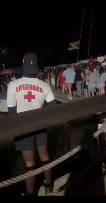 Luminous lagoon : Night Tour from Ocho Rios and Runaway Bay - Swimming, clothing, and what to carry
