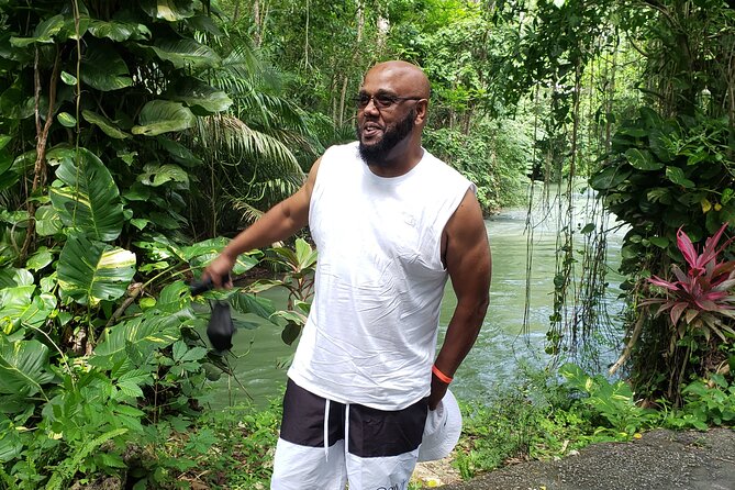 Martha Brae Bamboo Rafting From Montego Bay Resorts - A first stop at Miss Martha’s Garden