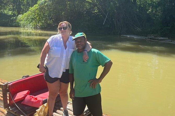 Martha Brae Rafting Ocho Rios, Runaway Bay, Falmouth&Montego Bay - The 30-foot bamboo raft and your captain